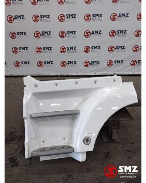 MAN Occ Opstapbak links MAN TGX 81615100923 - Footstep for Truck: picture 1 MAN Occ Opstapbak links MAN TGX 81615100923 - Footstep for Truck: picture 1