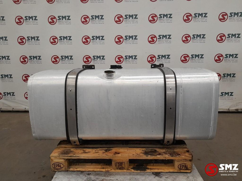 MAN Occ brandstoftank 600L + brandstofniveausensor MAN - Fuel tank for Truck: picture 1 MAN Occ brandstoftank 600L + brandstofniveausensor MAN - Fuel tank for Truck: picture 1