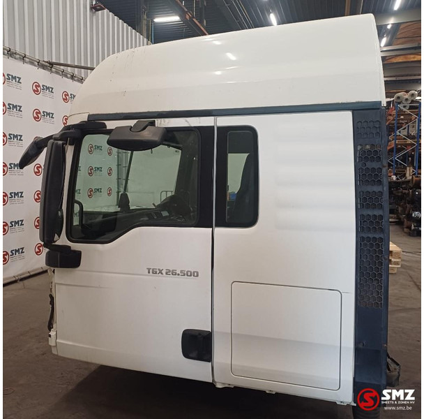 MAN Occ cabine RHD MAN TGX - Cab and interior for Truck: picture 3 MAN Occ cabine RHD MAN TGX - Cab and interior for Truck: picture 3