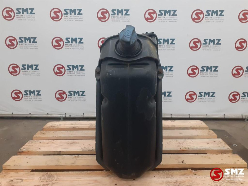 Mercedes-Benz Occ AdBluetank Mercedes - Fuel system for Truck: picture 3 Mercedes-Benz Occ AdBluetank Mercedes - Fuel system for Truck: picture 3