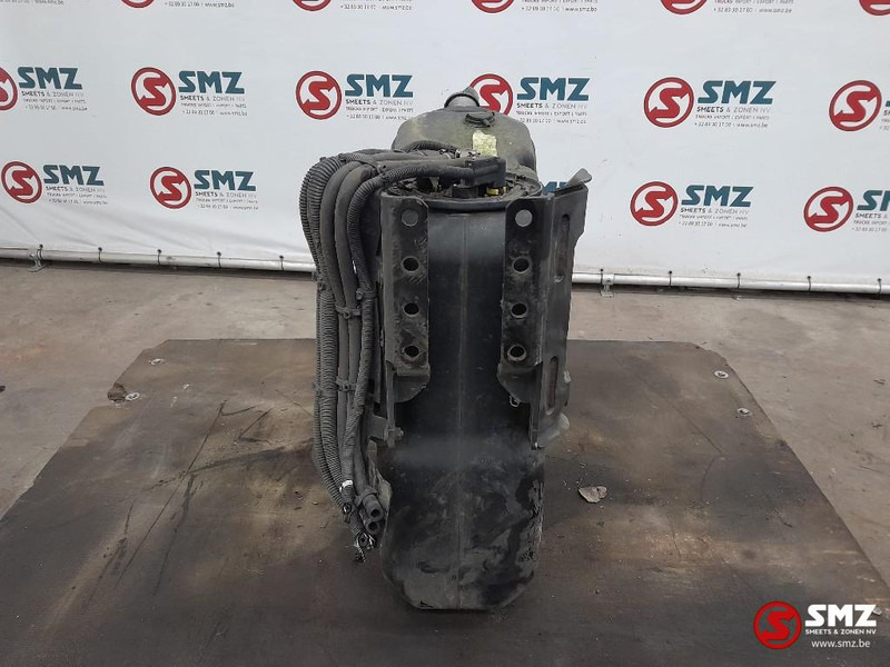 Mercedes-Benz Occ AdBluetank Mercedes - Fuel system for Truck: picture 4 Mercedes-Benz Occ AdBluetank Mercedes - Fuel system for Truck: picture 4