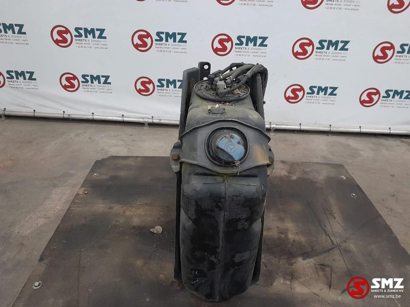 Mercedes-Benz Occ AdBluetank Mercedes - Fuel system for Truck: picture 3 Mercedes-Benz Occ AdBluetank Mercedes - Fuel system for Truck: picture 3