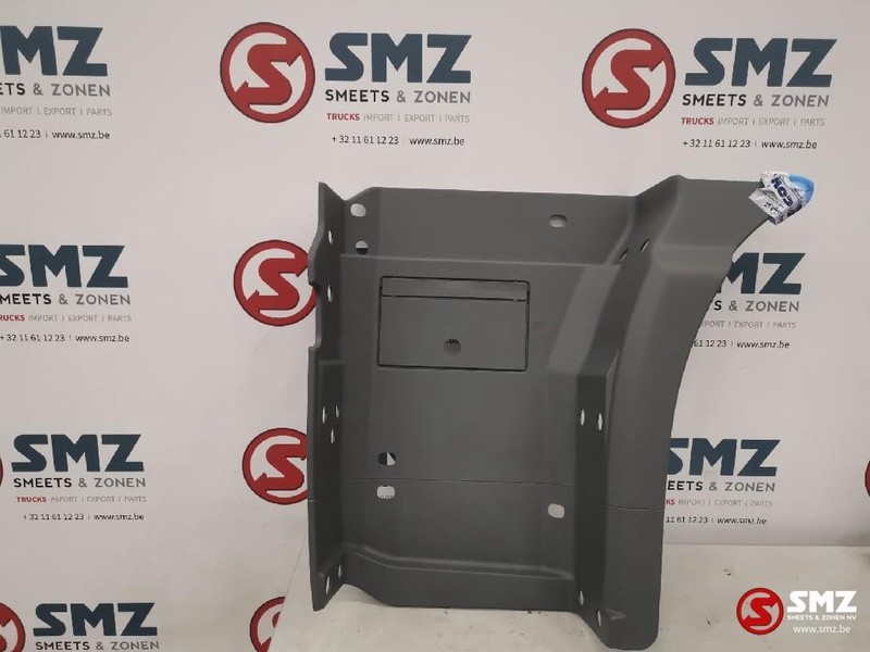 Mercedes-Benz Occ Opstapbak links Actros MP1 - Footstep for Truck: picture 1 Mercedes-Benz Occ Opstapbak links Actros MP1 - Footstep for Truck: picture 1