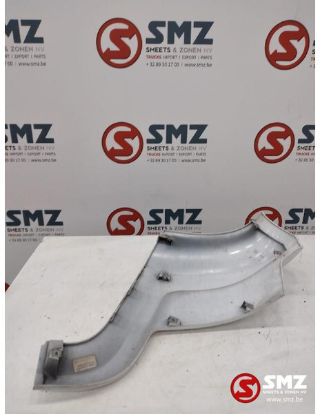 Mercedes-Benz Occ bumperspoiler rechts Mercedes Actros MP4 A9608 - Aerodynamics/ Spoiler for Truck: picture 2 Mercedes-Benz Occ bumperspoiler rechts Mercedes Actros MP4 A9608 - Aerodynamics/ Spoiler for Truck: picture 2