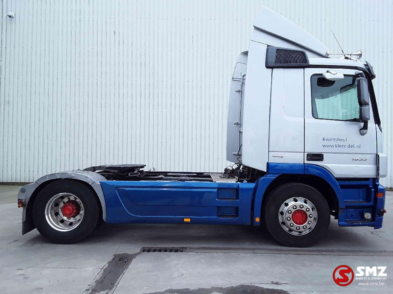 Mercedes-Benz Occ cabinespoilerset Mercedes - Aerodynamics/ Spoiler for Truck: picture 5 Mercedes-Benz Occ cabinespoilerset Mercedes - Aerodynamics/ Spoiler for Truck: picture 5