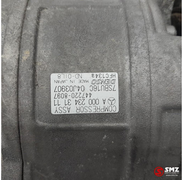 Mercedes-Benz Occ luchtcompressor + leidingen Mercedes - Engine and parts for Truck: picture 2 Mercedes-Benz Occ luchtcompressor + leidingen Mercedes - Engine and parts for Truck: picture 2