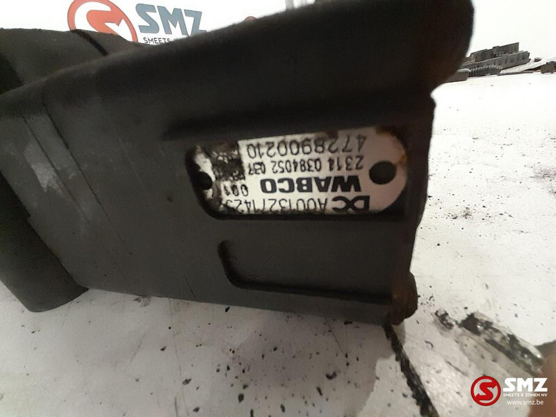 Mercedes-Benz Occ magneetventiel Mercedes Actros MP4 A0013271425 - ECU for Truck: picture 4 Mercedes-Benz Occ magneetventiel Mercedes Actros MP4 A0013271425 - ECU for Truck: picture 4