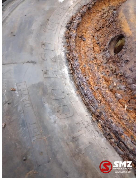 Pirelli Occ vrachtwagenband Pirelli Cinturato 11 00 R 20 - Tire for Truck: picture 3 Pirelli Occ vrachtwagenband Pirelli Cinturato 11 00 R 20 - Tire for Truck: picture 3