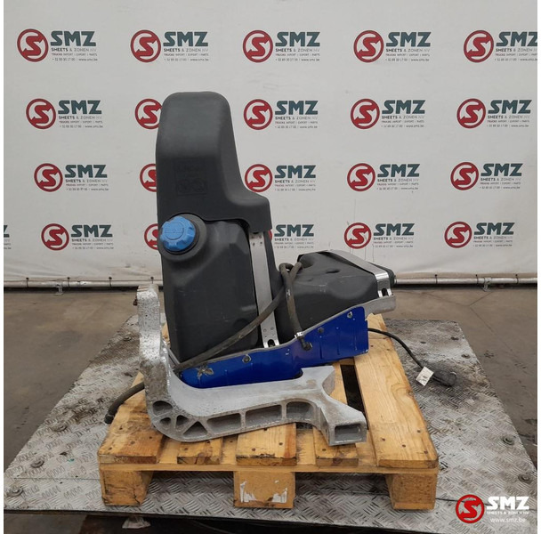 Renault Occ AdBluetank + Adblueniveausensor + AdBluepomp + - Fuel system for Truck: picture 3 Renault Occ AdBluetank + Adblueniveausensor + AdBluepomp + - Fuel system for Truck: picture 3