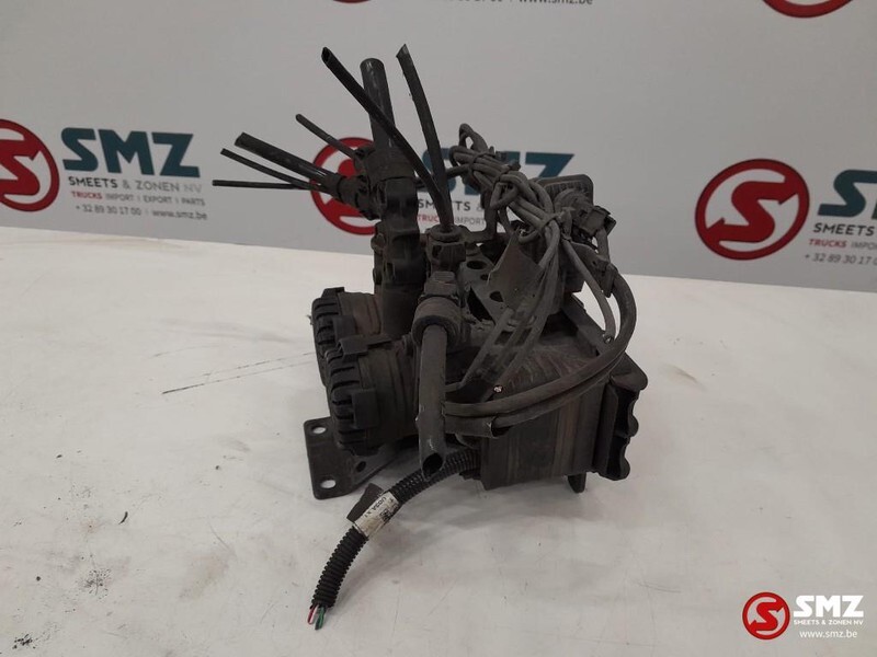 Renault Occ EBS achterasmodulator Renault T 22225566 - ECU for Truck: picture 2 Renault Occ EBS achterasmodulator Renault T 22225566 - ECU for Truck: picture 2