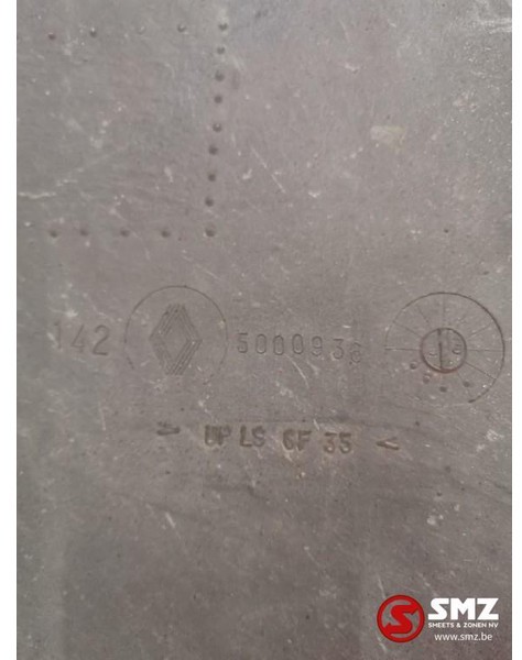 Renault Occ Opstapbak rechts Renault Magnum - Footstep for Truck: picture 3 Renault Occ Opstapbak rechts Renault Magnum - Footstep for Truck: picture 3