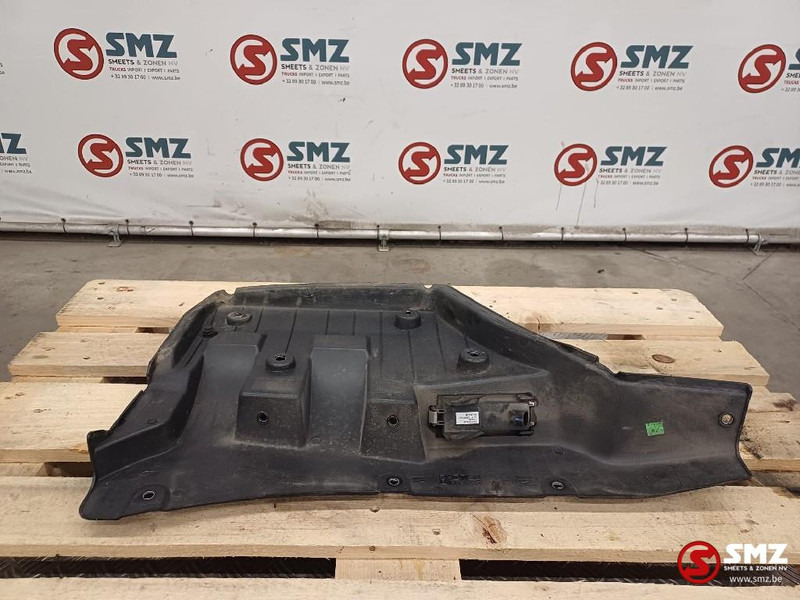 Renault Occ deurverlenging binnenkant rechts Renault - Door and parts for Truck: picture 4 Renault Occ deurverlenging binnenkant rechts Renault - Door and parts for Truck: picture 4