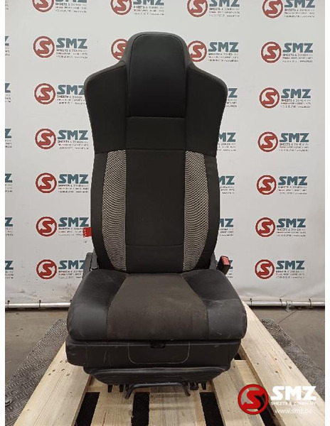 Renault Occ passagiersstoel Renault - Cab and interior for Truck: picture 1 Renault Occ passagiersstoel Renault - Cab and interior for Truck: picture 1