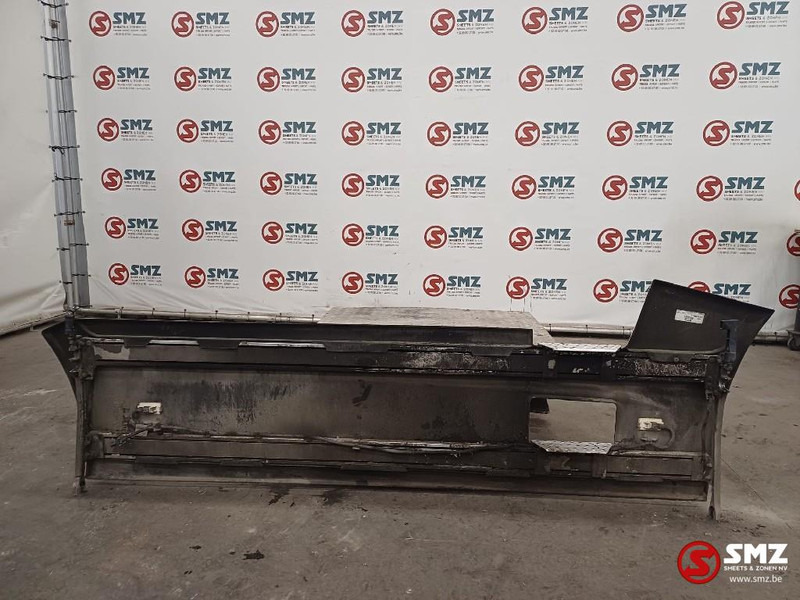 Renault Occ side skirt links Renault - Frame/ Chassis for Truck: picture 2 Renault Occ side skirt links Renault - Frame/ Chassis for Truck: picture 2