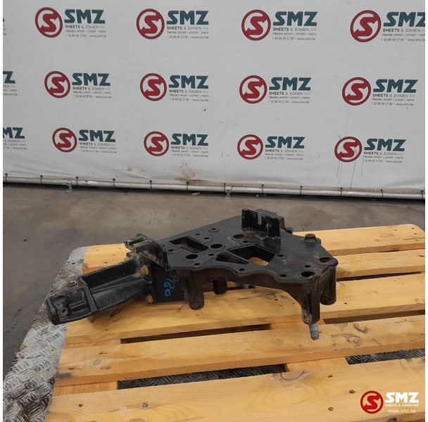 Renault Occ voorbumperbeugel rechts Renault - Frame/ Chassis for Truck: picture 4 Renault Occ voorbumperbeugel rechts Renault - Frame/ Chassis for Truck: picture 4