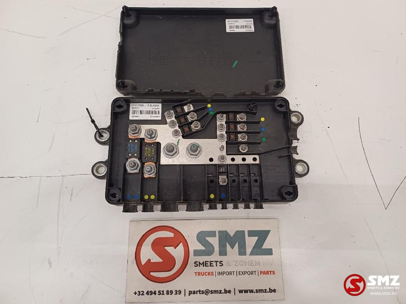 Renault Occ zekeringskast Renault - Electrical system for Truck: picture 1 Renault Occ zekeringskast Renault - Electrical system for Truck: picture 1