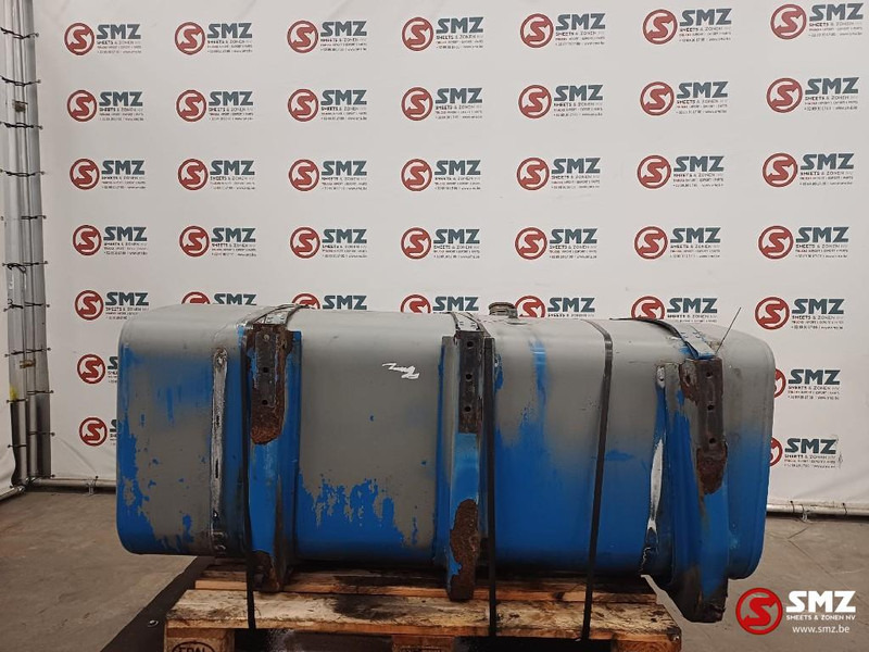 Scania Occ brandstoftank 700L Scania - Fuel tank for Truck: picture 2 Scania Occ brandstoftank 700L Scania - Fuel tank for Truck: picture 2