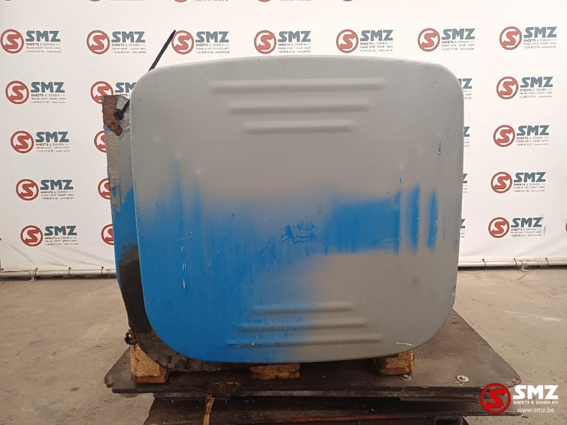 Scania Occ brandstoftank 700L Scania - Fuel tank for Truck: picture 3 Scania Occ brandstoftank 700L Scania - Fuel tank for Truck: picture 3