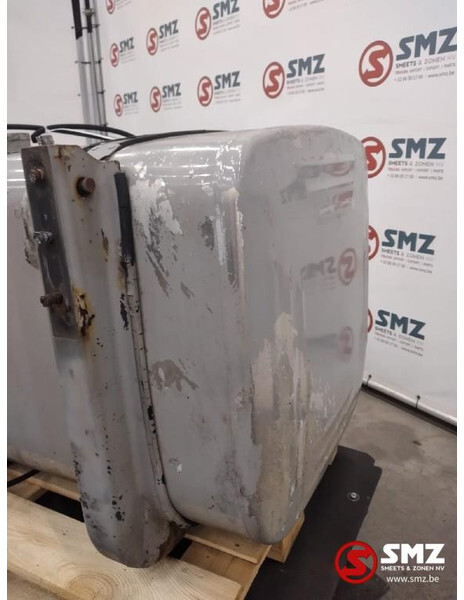 Scania Occ brandstoftank 700L Scania - Fuel tank for Truck: picture 4 Scania Occ brandstoftank 700L Scania - Fuel tank for Truck: picture 4