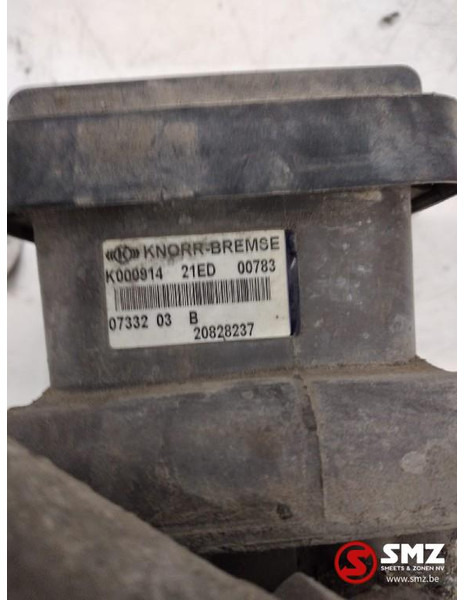 Volvo Occ EBS modulator + sensorkabel Volvo FH 20828237 - Spare parts for Truck: picture 2 Volvo Occ EBS modulator + sensorkabel Volvo FH 20828237 - Spare parts for Truck: picture 2