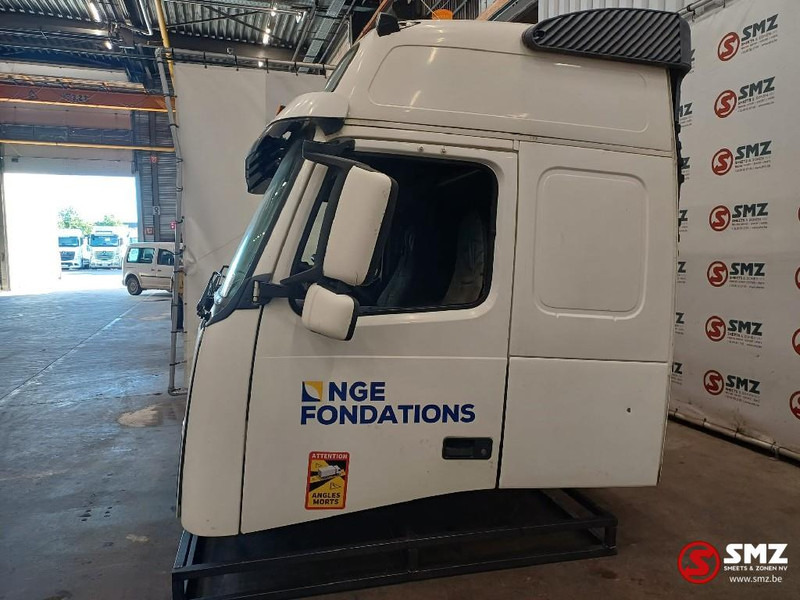 Volvo Occ Cabine Volvo FH2 Globetrotter L2H2 - Cab and interior for Truck: picture 5 Volvo Occ Cabine Volvo FH2 Globetrotter L2H2 - Cab and interior for Truck: picture 5