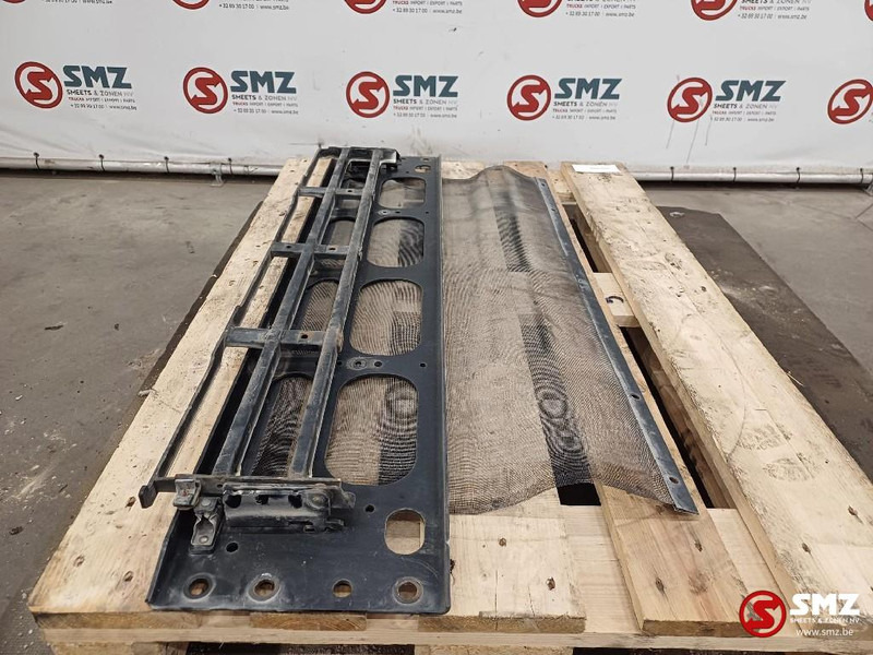 Volvo Occ binnenframe radiatorgrille Volvo - Grill for Truck: picture 3 Volvo Occ binnenframe radiatorgrille Volvo - Grill for Truck: picture 3