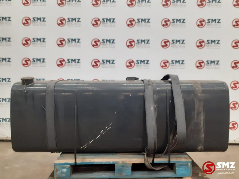 Volvo Occ brandstoftank 810L Volvo - Fuel tank for Truck: picture 1 Volvo Occ brandstoftank 810L Volvo - Fuel tank for Truck: picture 1