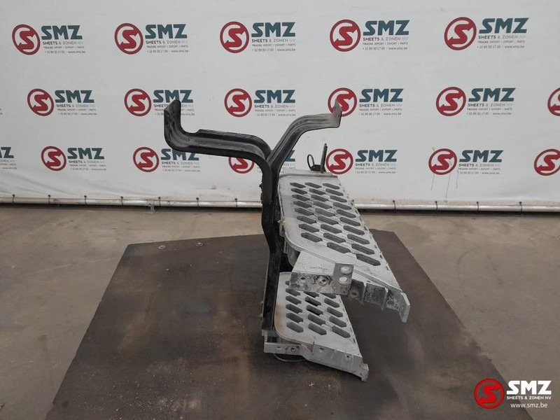 Volvo Occ opstap rechts Volvo - Cab and interior for Truck: picture 2 Volvo Occ opstap rechts Volvo - Cab and interior for Truck: picture 2