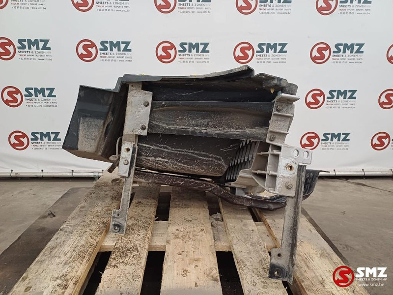 Volvo Occ opstapbak links Volvo - Cab and interior for Truck: picture 4 Volvo Occ opstapbak links Volvo - Cab and interior for Truck: picture 4