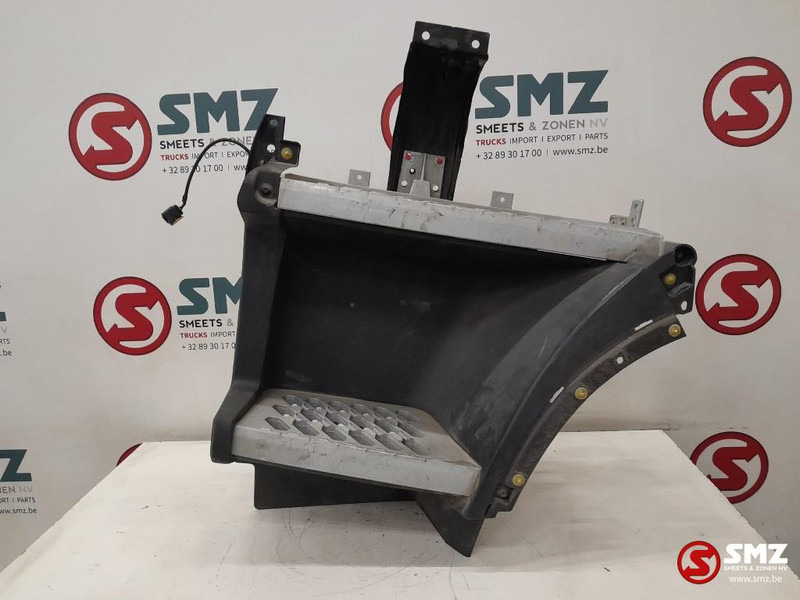 Volvo Occ opstapbak links Volvo - Cab and interior for Truck: picture 1 Volvo Occ opstapbak links Volvo - Cab and interior for Truck: picture 1