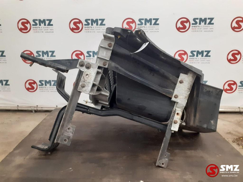 Volvo Occ opstapbak rechts Volvo - Cab and interior for Truck: picture 5 Volvo Occ opstapbak rechts Volvo - Cab and interior for Truck: picture 5