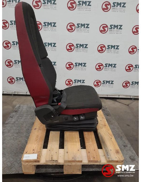 Volvo Occ passagiersstoel Volvo - Cab and interior for Truck: picture 3 Volvo Occ passagiersstoel Volvo - Cab and interior for Truck: picture 3