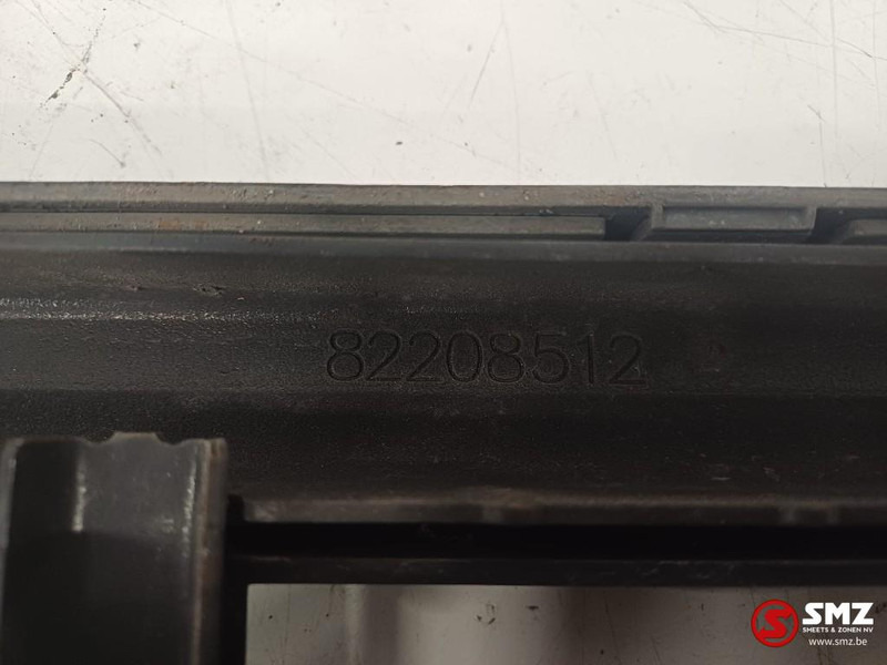 Volvo Occ radiatorgrille Volvo - Grill for Truck: picture 3 Volvo Occ radiatorgrille Volvo - Grill for Truck: picture 3