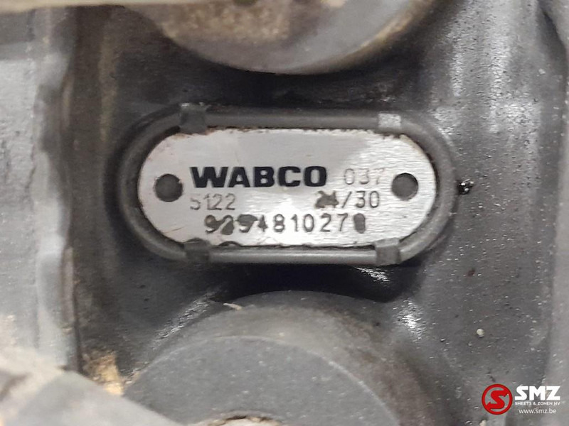 Volvo Occ remcilinder links achteraan Volvo - Brake cylinder for Truck: picture 5 Volvo Occ remcilinder links achteraan Volvo - Brake cylinder for Truck: picture 5
