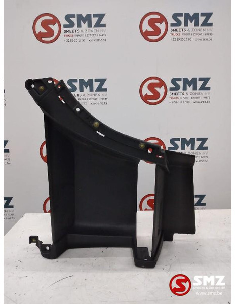 Volvo Occ tredeplankbehuizing links Volvo FH 82136982 - Cab and interior for Truck: picture 2 Volvo Occ tredeplankbehuizing links Volvo FH 82136982 - Cab and interior for Truck: picture 2