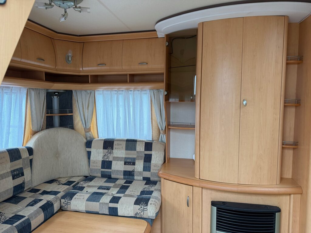 Hobby De Luxe 540 UL 2007 - Caravan: picture 5 Hobby De Luxe 540 UL 2007 - Caravan: picture 5