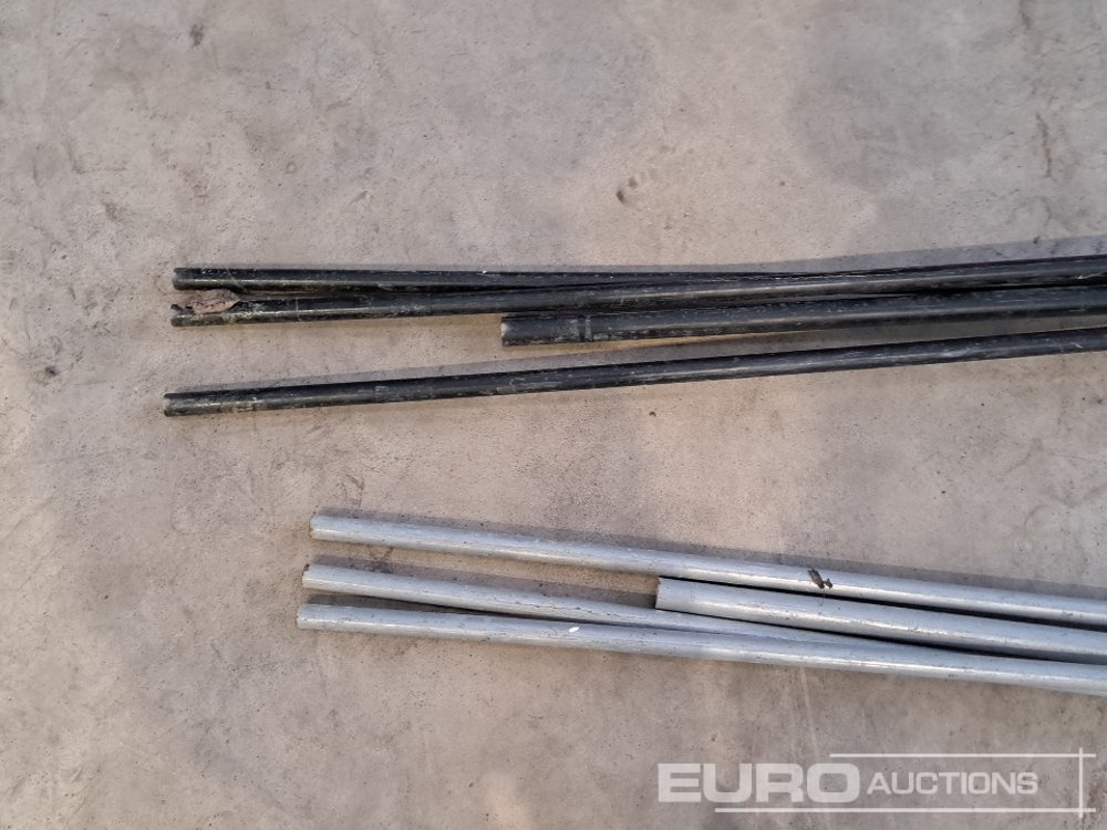 110 Volt Tripod Work Light (2 of) - Workshop equipment: picture 5 110 Volt Tripod Work Light (2 of) - Workshop equipment: picture 5