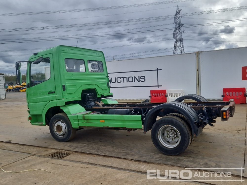 2002 Mercedes 4x2 Chassis Cab, Manual Gearbox - Cab chassis truck: picture 3 2002 Mercedes 4x2 Chassis Cab, Manual Gearbox - Cab chassis truck: picture 3