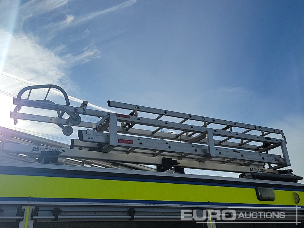 Fire truck 2002 Scania 260 94D: picture 26