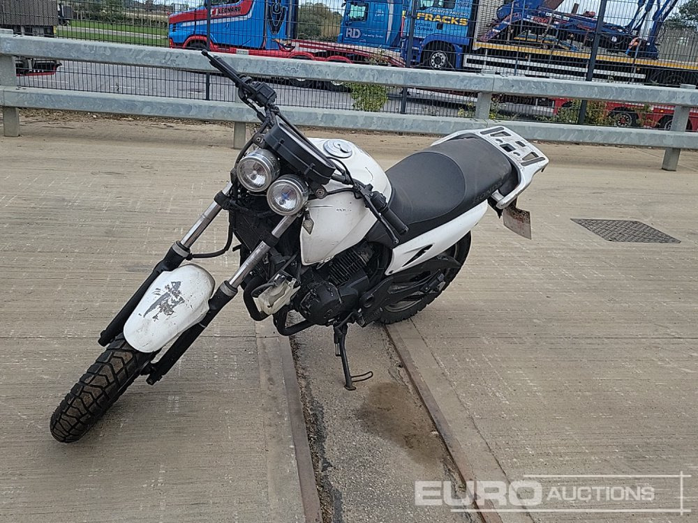 2004 Honda XL125 - Motorcycle: picture 1 2004 Honda XL125 - Motorcycle: picture 1