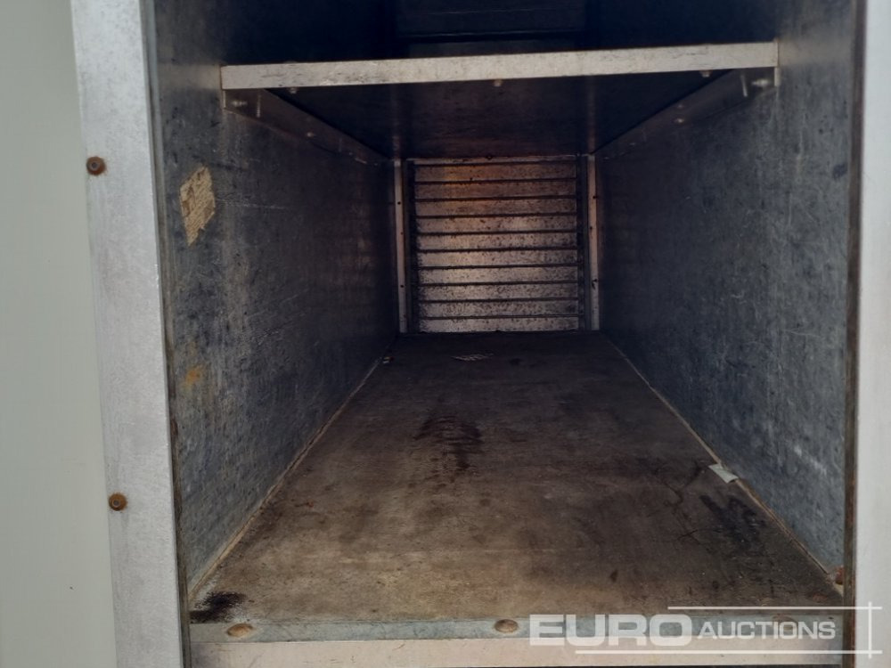 Flatbed van 2006 Ford Transit 350: picture 19