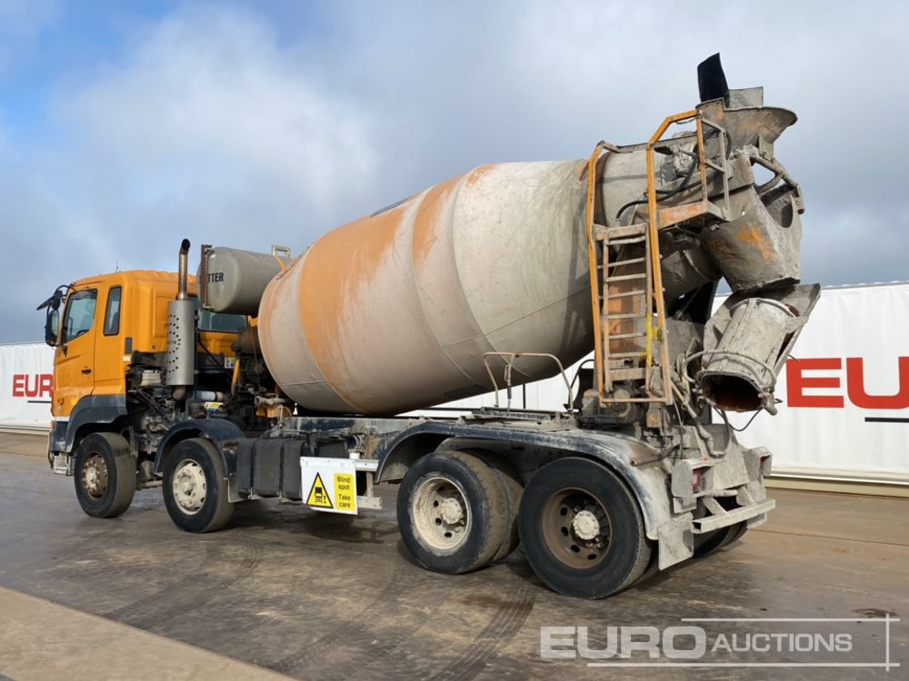 2006 Hino 3213 - Concrete mixer truck: picture 3 2006 Hino 3213 - Concrete mixer truck: picture 3
