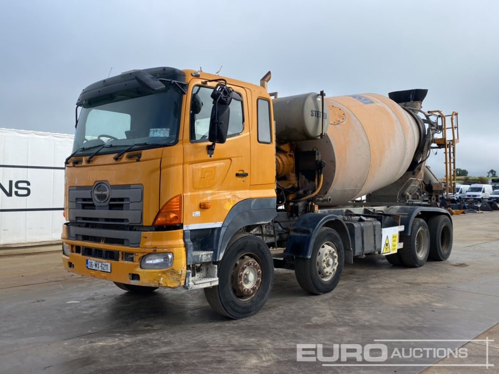 2006 Hino 3213 - Concrete mixer truck: picture 1 2006 Hino 3213 - Concrete mixer truck: picture 1