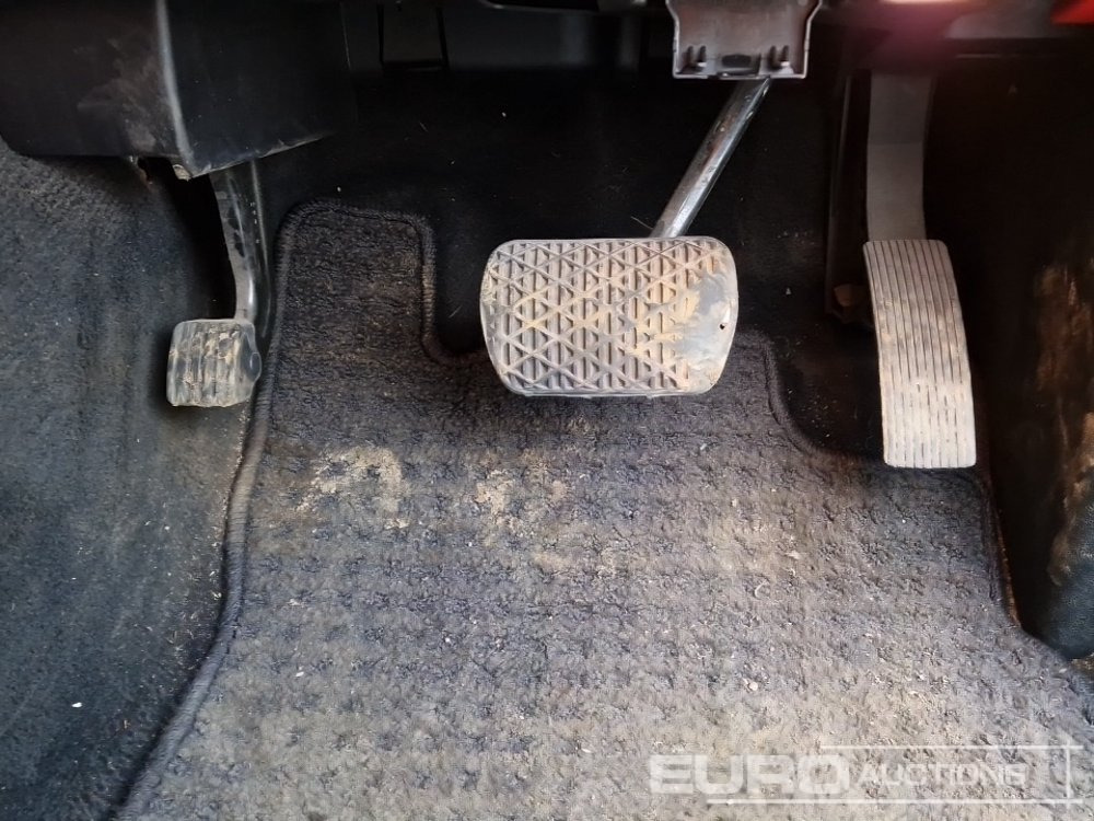 SUV 2006 Mercedes ML320 CDI: picture 33 SUV 2006 Mercedes ML320 CDI: picture 33