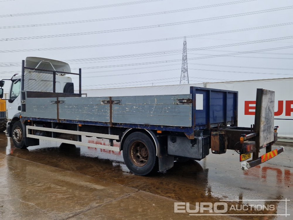 2007 Volvo FL240 - Dropside/ Flatbed truck: picture 3 2007 Volvo FL240 - Dropside/ Flatbed truck: picture 3