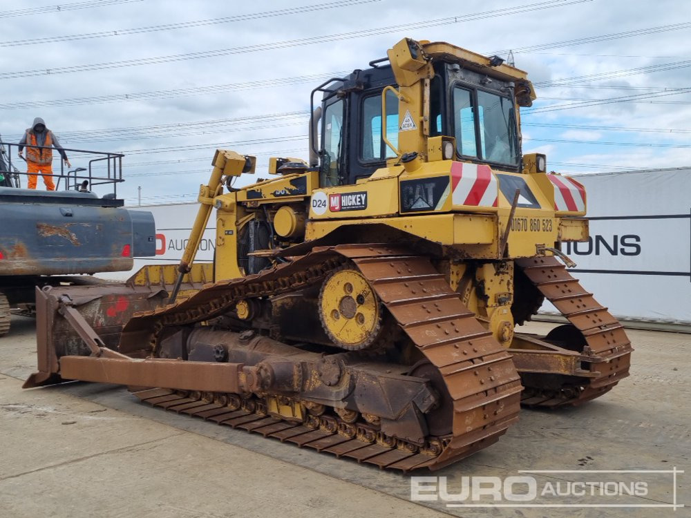 2010 CAT D6T - Bulldozer: picture 3 2010 CAT D6T - Bulldozer: picture 3