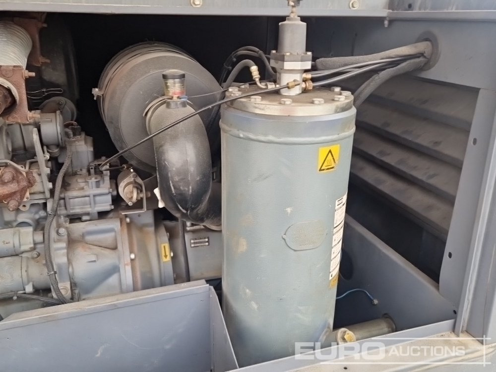 Air compressor 2012 Atlas Copco XAS186: picture 13