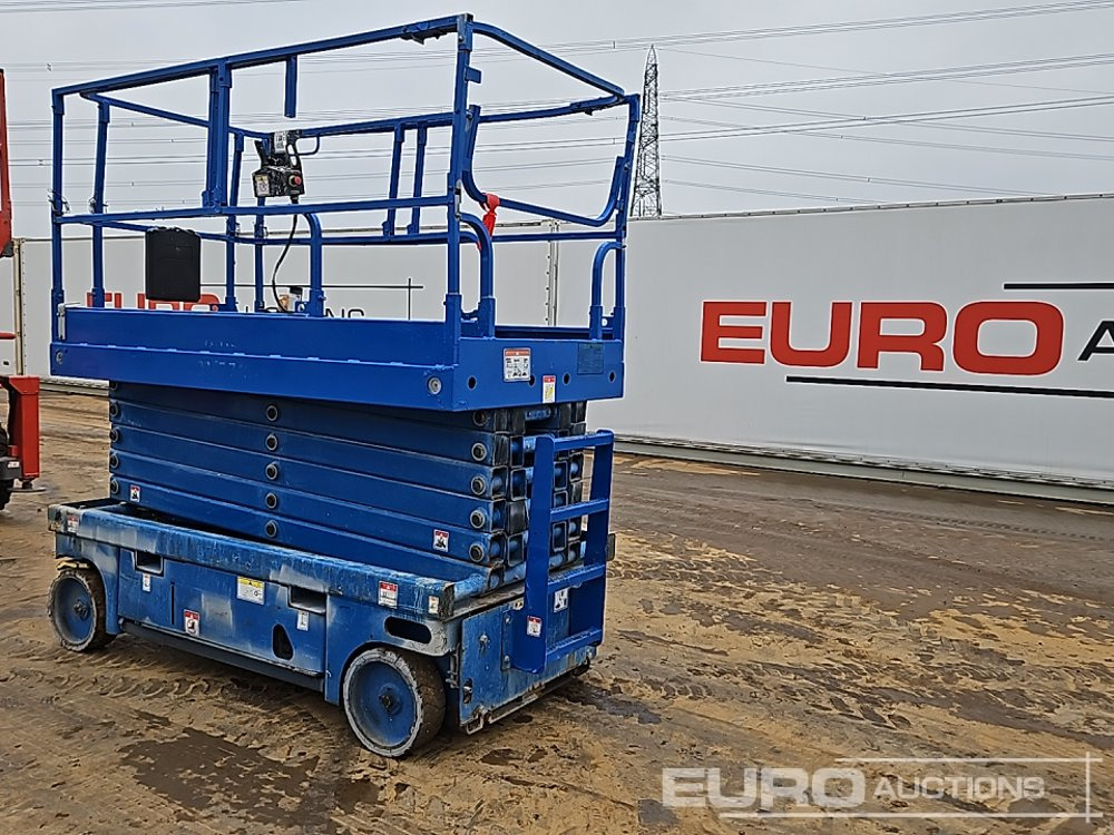 2012 Haulotte Compact 14 - Aerial platform: picture 3 2012 Haulotte Compact 14 - Aerial platform: picture 3
