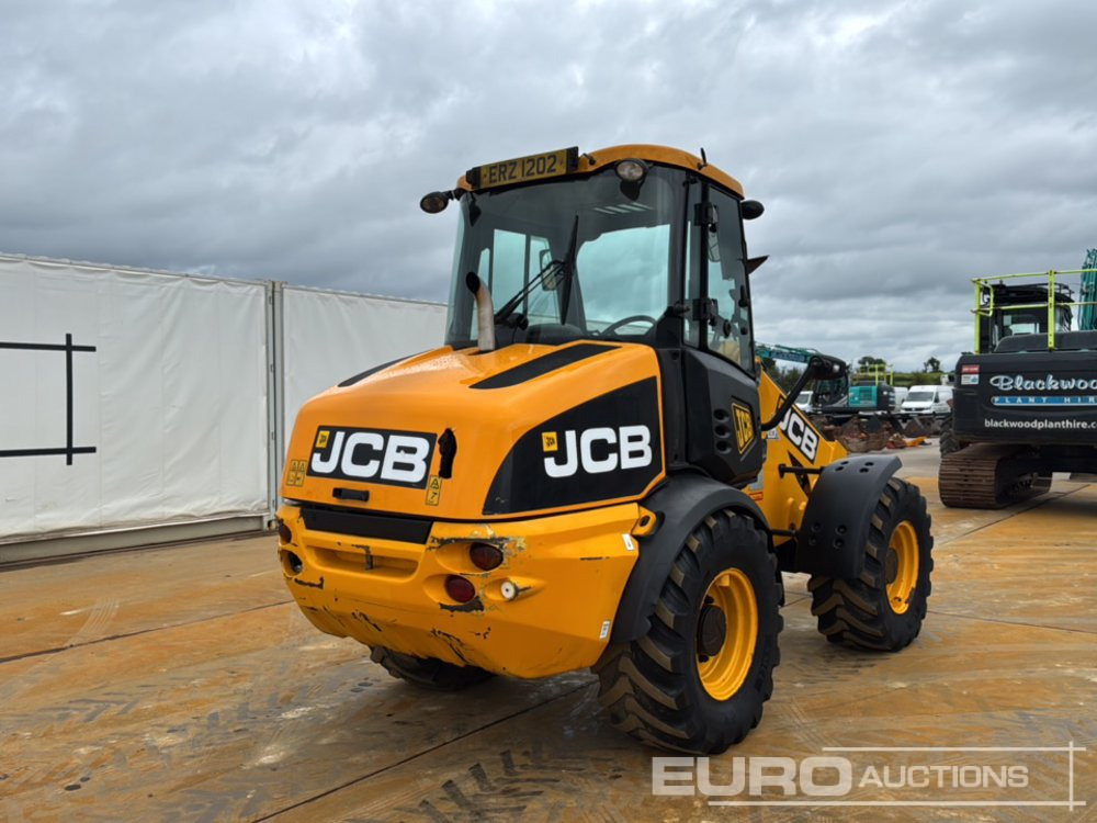 2012 JCB TM220 - Telescopic handler: picture 5 2012 JCB TM220 - Telescopic handler: picture 5
