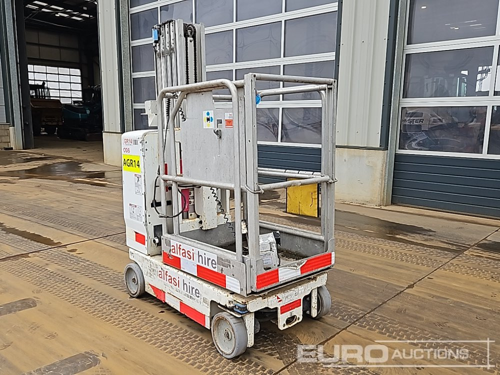 2013 Genie GR20 - Aerial platform: picture 3 2013 Genie GR20 - Aerial platform: picture 3
